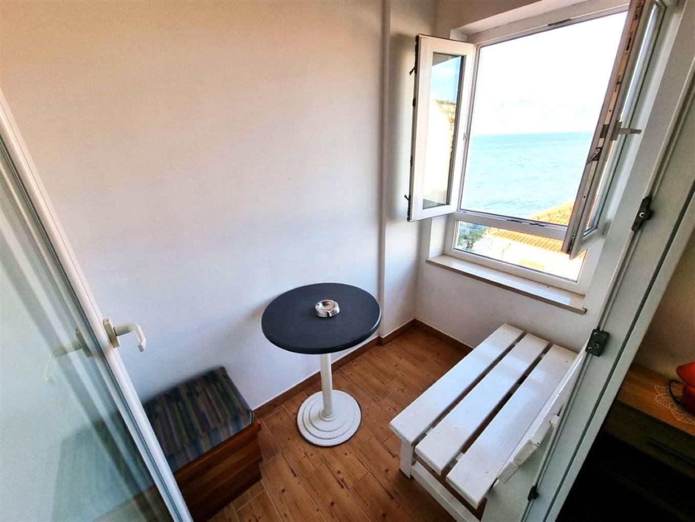 Apartmani Banic Постира Экстерьер фото